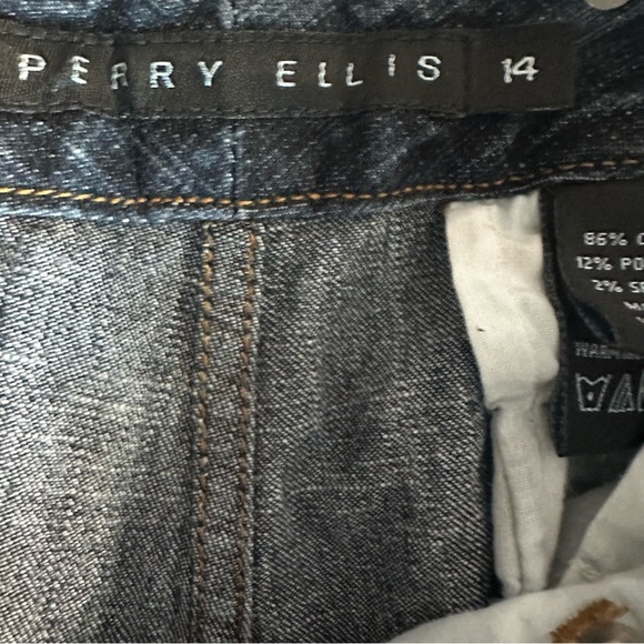 Perry Ellis Dark Blue Flare Jeans - Picture 4 of 4